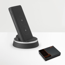 THINK. Batterie portable avec chargeur sans fil THINK personnalisé