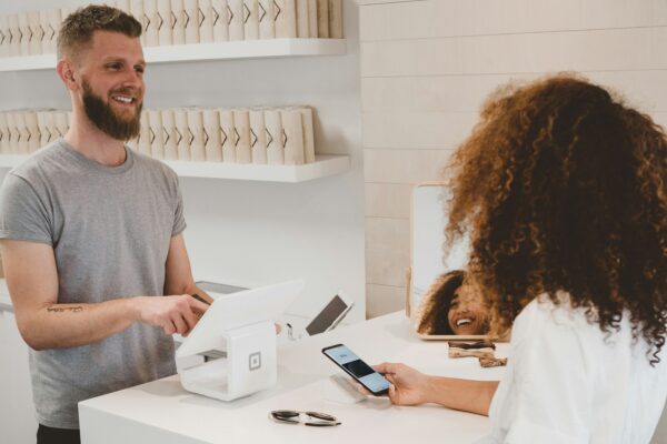 Le pouvoir des objets personnalisés dans la fidélisation client