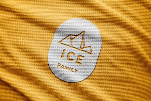 Comment maximiser l’impact de votre logo sur les textiles personnalisés